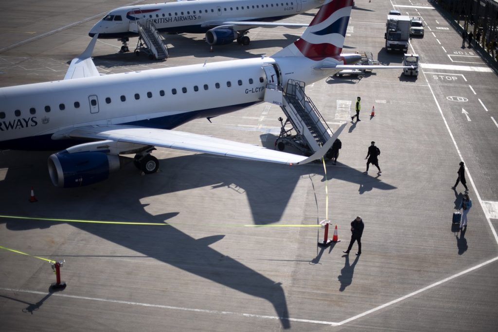 Imagen de aviones en el aeropuerto. EP