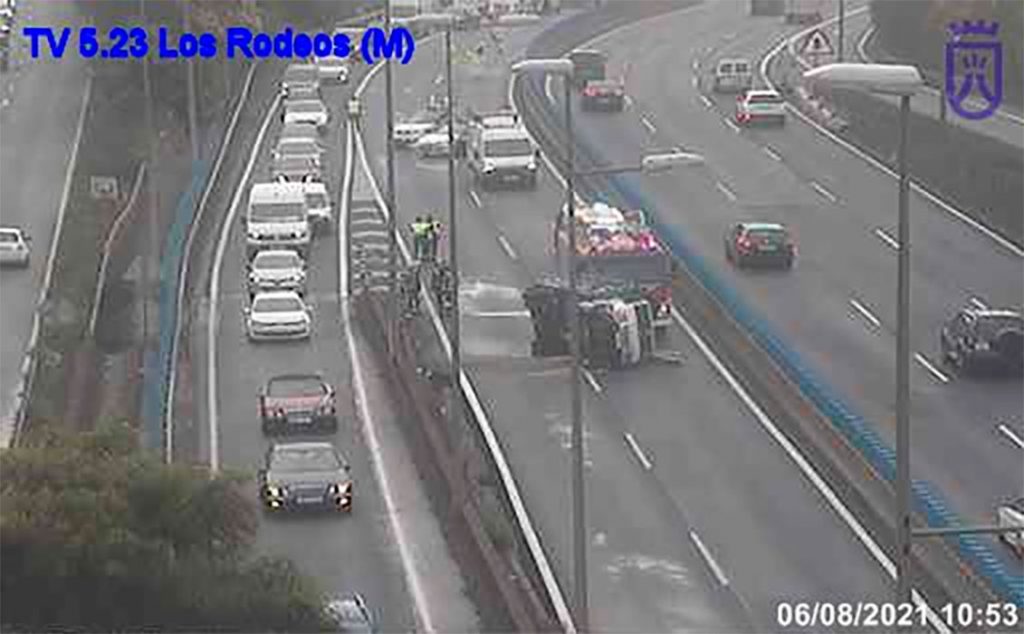 ACCIDENTE CAMIÓN TF-5 LOS RODEOS
