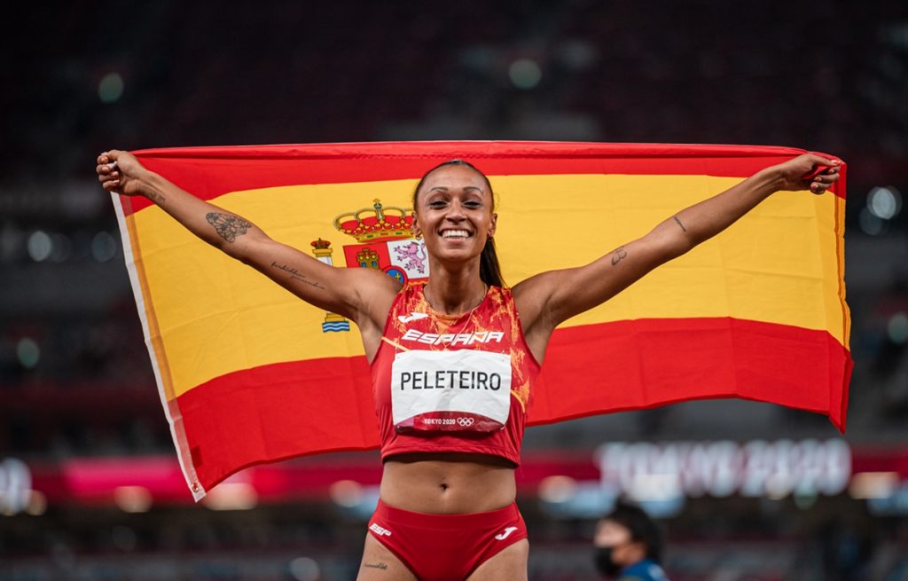 Ana Peleteiro se cuelga el bronce en triple salto