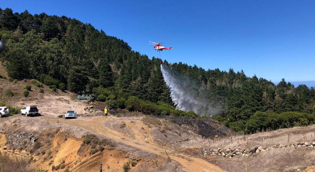 El incendio se ha producido en la zona de las Albercas de Tiñor, en Valverde. DA