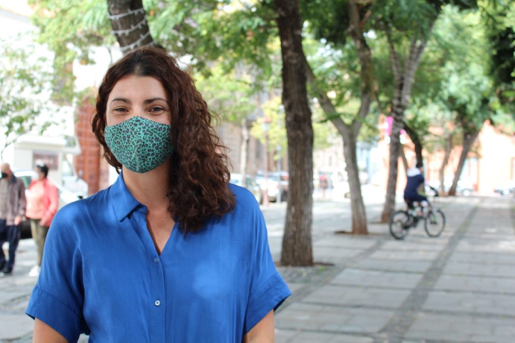 La concejala de Turismo y Comercio, María José Roca, renuncia al acta