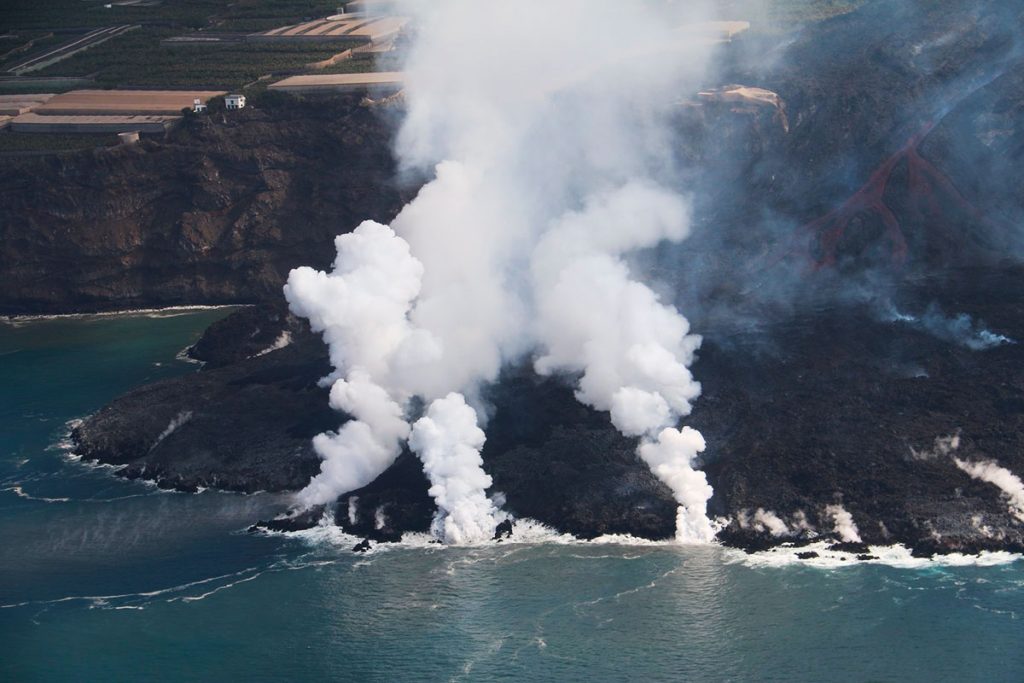 Imagen aérea de la fajana (delta lávica) en la isla de La Palma. INVOLCAN
