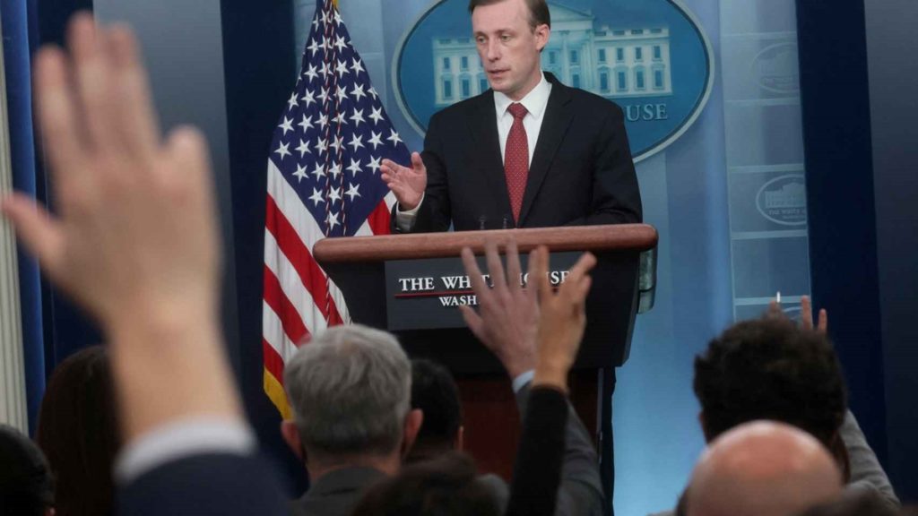 El asesor de seguridad del Gobierno estadounidense, Jake Sullivan, en una rueda de prensa en la Casa Blanca. Reuters