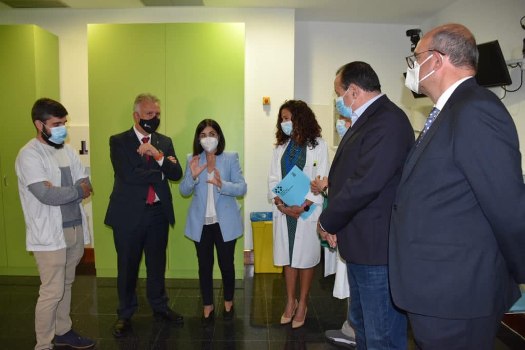 darias-visita-hospital-la-candelaria