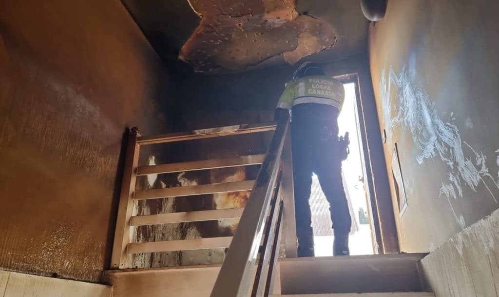 Incendio en una casa en Santa Cruz