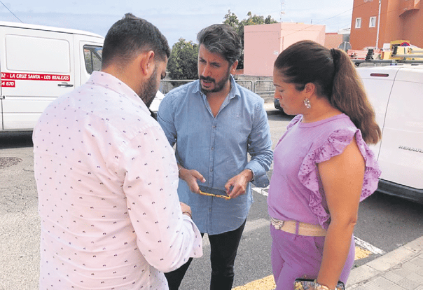 Trabajos en los caminos El Moral y Juan Fernández, en La Laguna, para mejorar la seguridad
