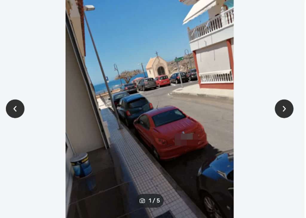 Alquilan el sofá de su piso en Tenerife "para amortizar el precio del alquiler"
