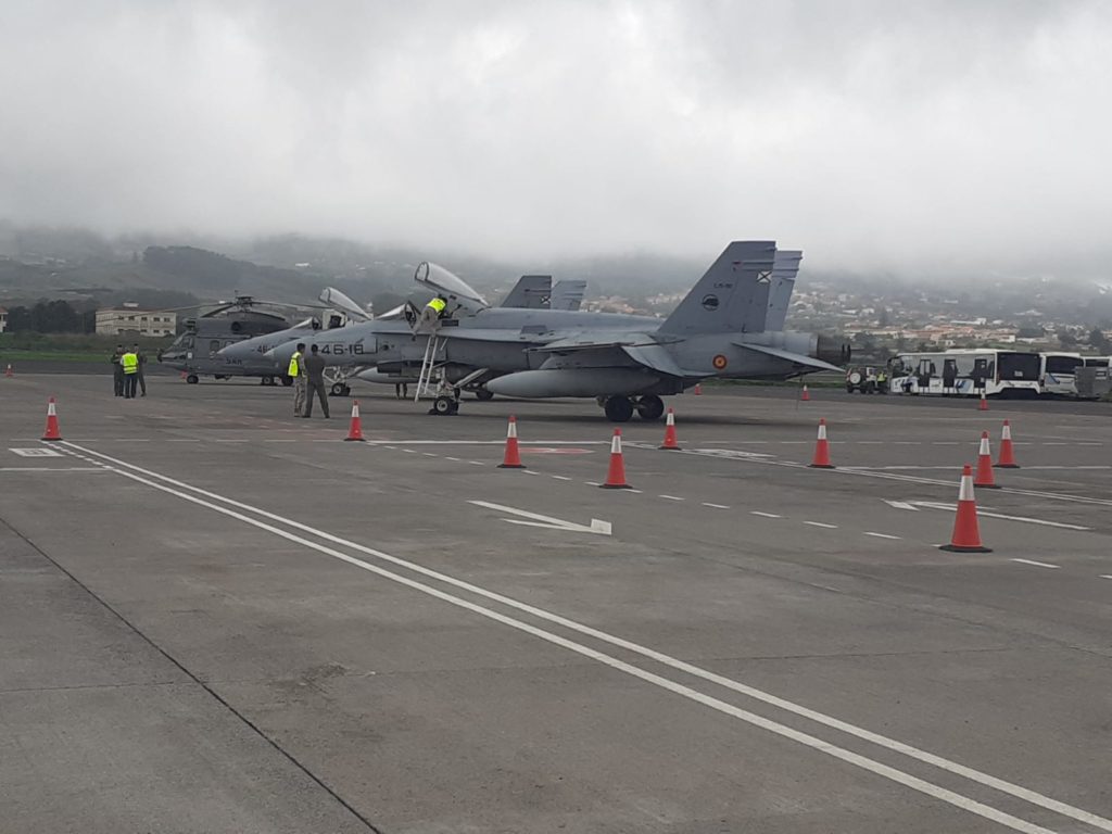 Aviones de combate en Tenerife: "El sonido es horrible"