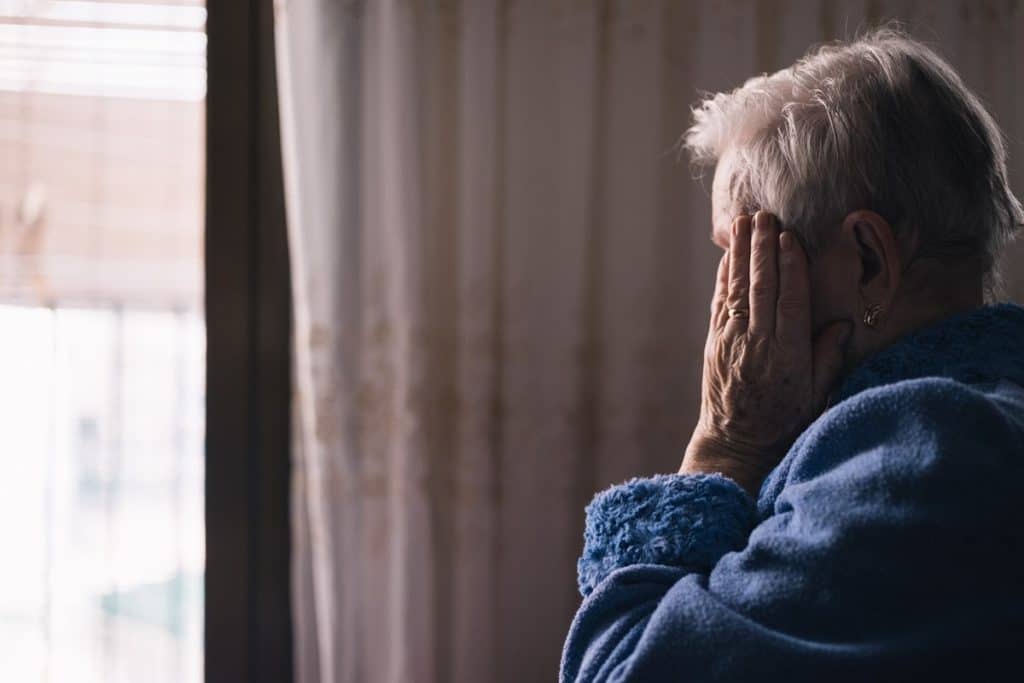 El abandono de ancianos en los hospitales canarios: grave problema y vergüenza social