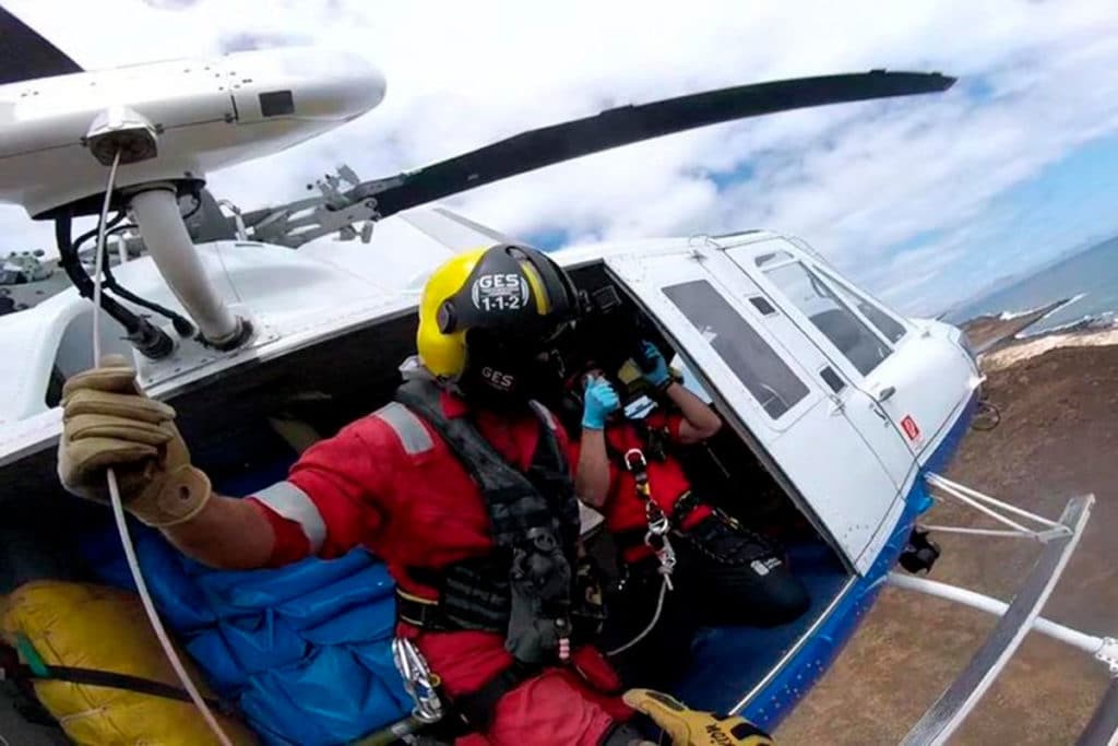 Rescatan en helicóptero a un corredor herido grave tras sufrir una caída en Lanzarote