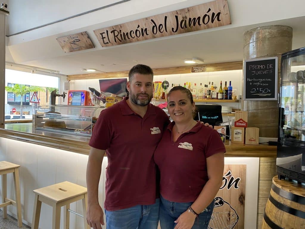 El Rincón del jamón: un lugar acogedor, amplio y tranquilo en el que disfrutar de buena comida
