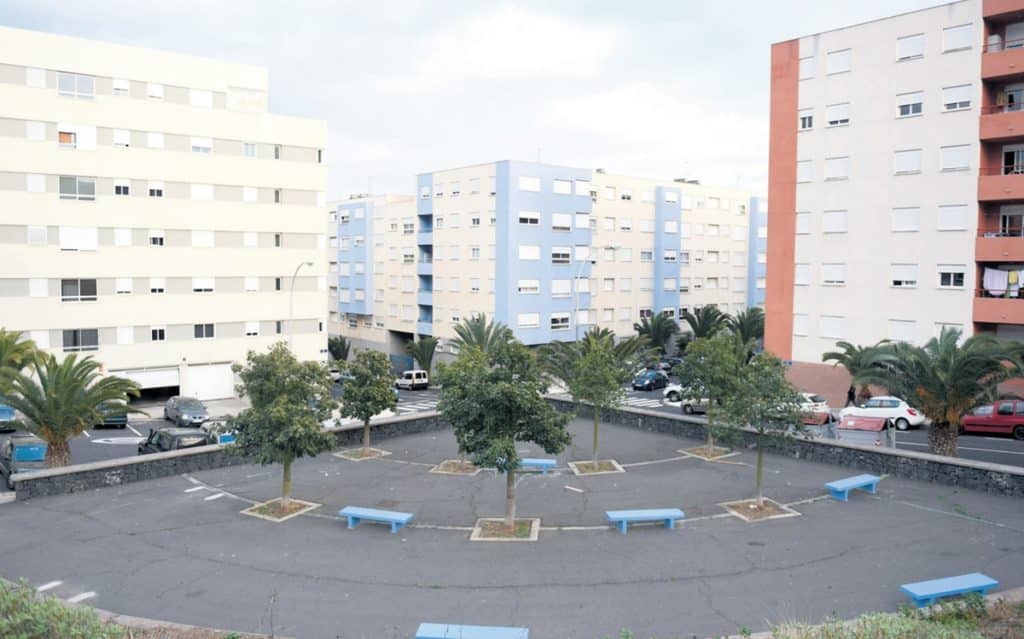 El Cabildo aporta un millón de euros para 381 viviendas en Añaza