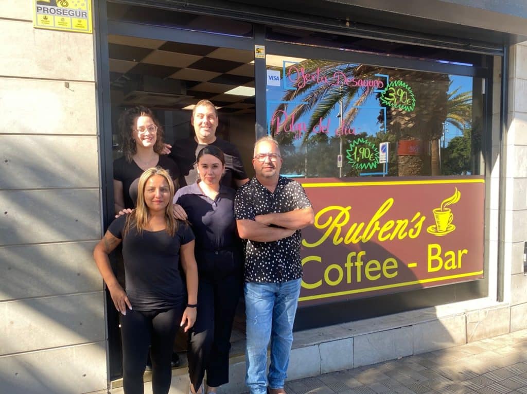 Ruben´S Coffee Bar: una cafetería con mayúsculas en la Calle Bravo Murillo  de Santa Cruz