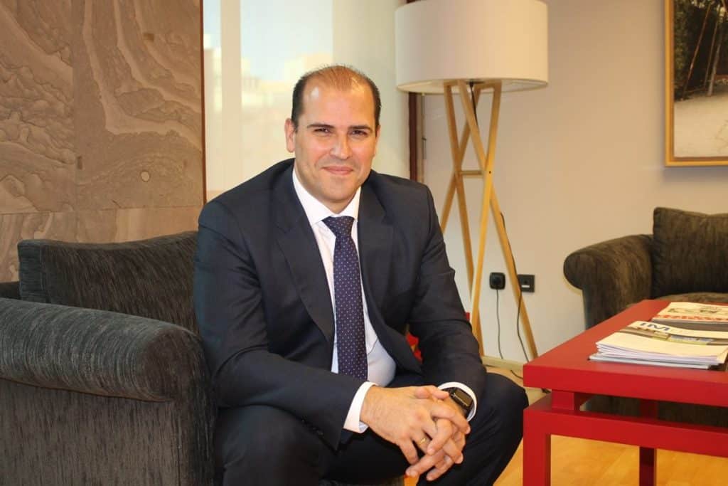 Manuel Afonso, nuevo director territorial de Caixabank en Canarias