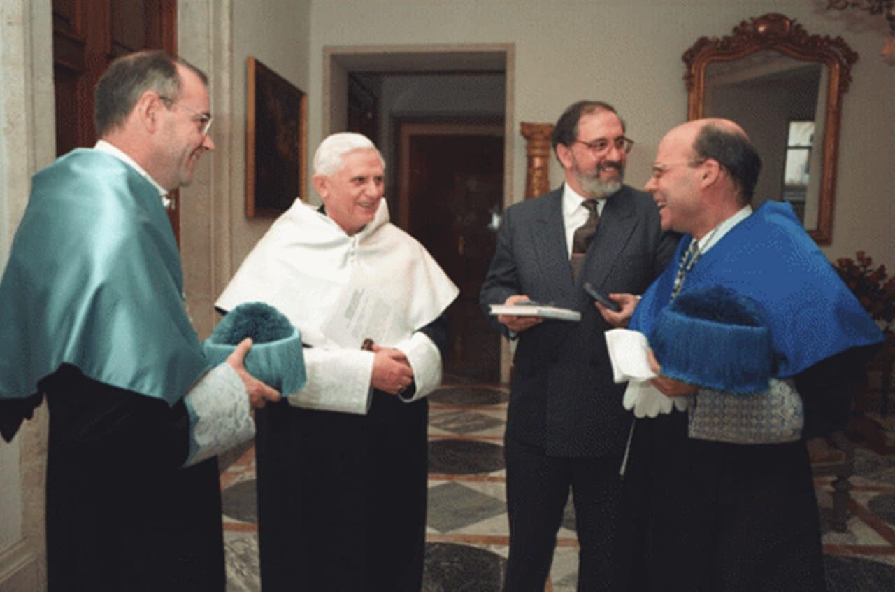Mi recuerdo del Cardenal Joseph Ratzinger durante su visita a Pamplona