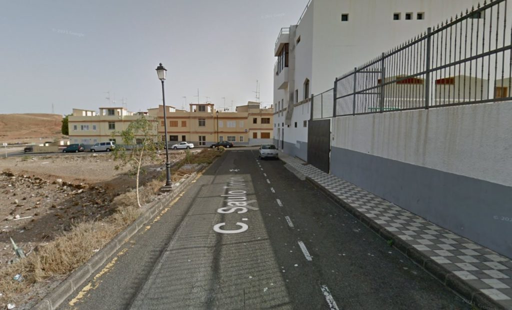 Una niña logra escapar de un hombre en Gran Canaria: "La agarró fuerte"