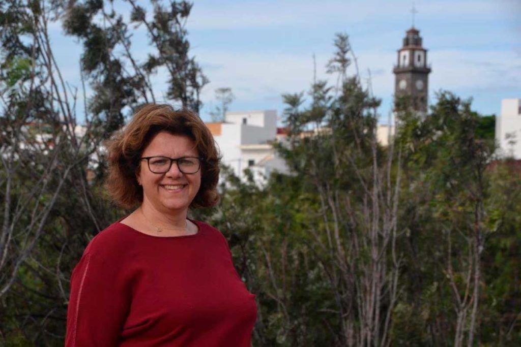 Eva García, candidata del PSOE a Buenavista: “El actual gobierno ha permitido el deterioro de los servicios directos a los vecinos”