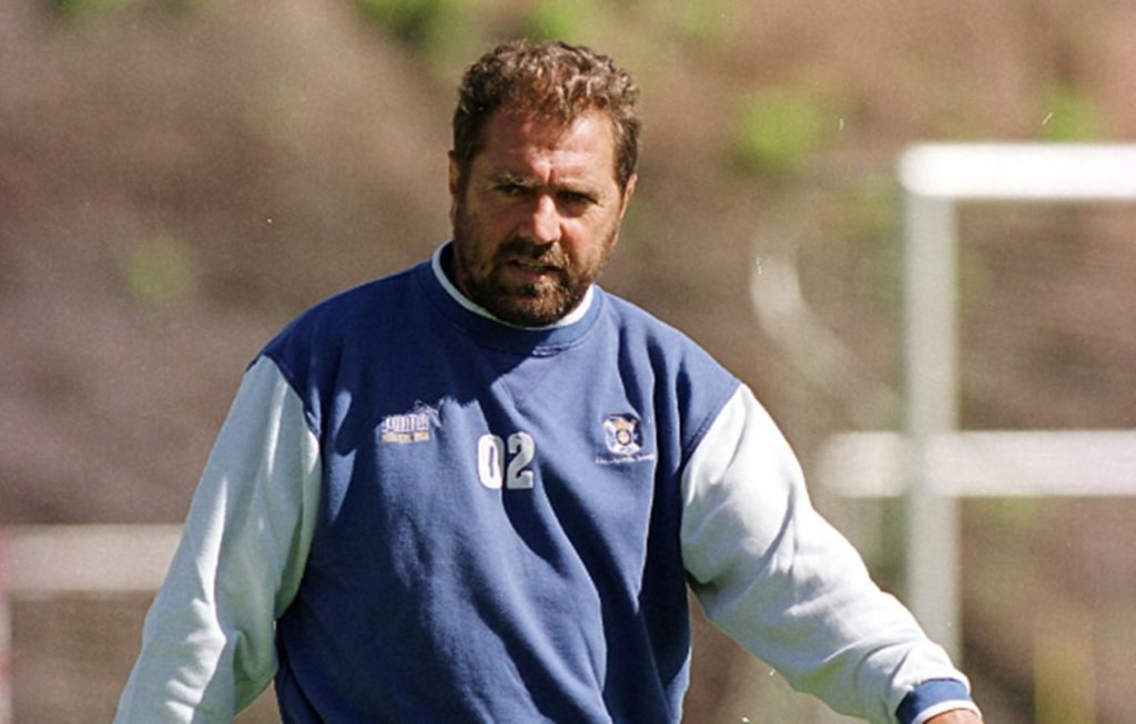 Lloran la muerte de Robi, histórico entrenador del CD Tenerife