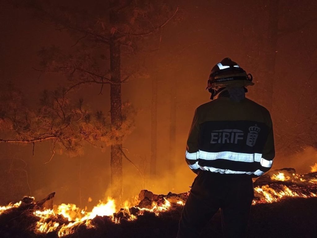 Tenerife contará con dos helicópteros para combatir incendios forestales