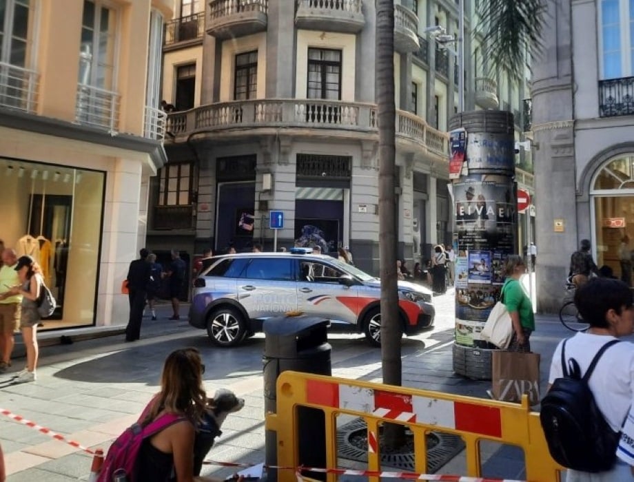Cortan parte de la calle Castillo por el rodaje de 'Juego de ladrones 2'