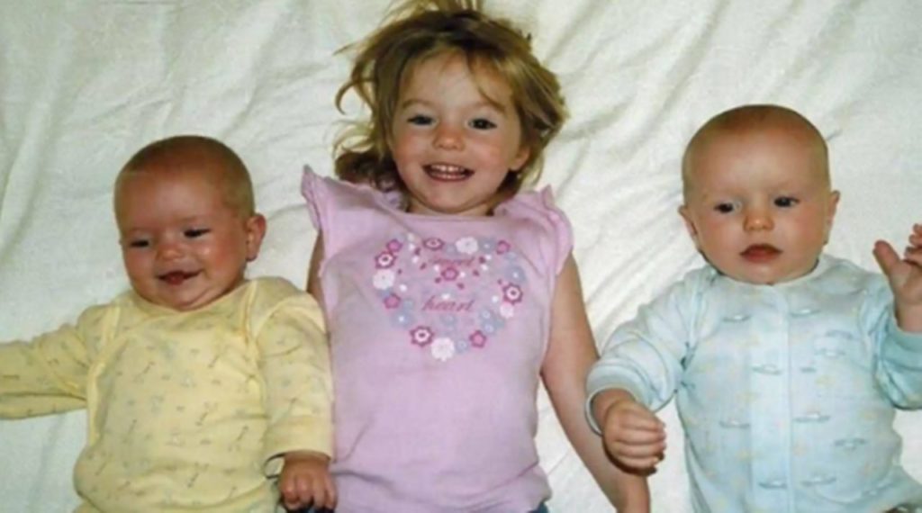Madeleine McCann y sus hermanos, Amelie y Sean McCann. Twitter.com/CrimesReais