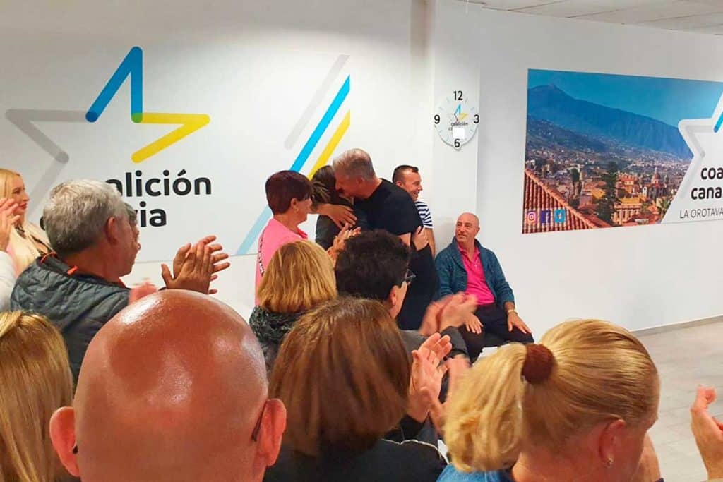 Francisco Linares vuelve a revalidar la mayoría absoluta y se convertirá nuevamente en el alcalde de La Orotava
