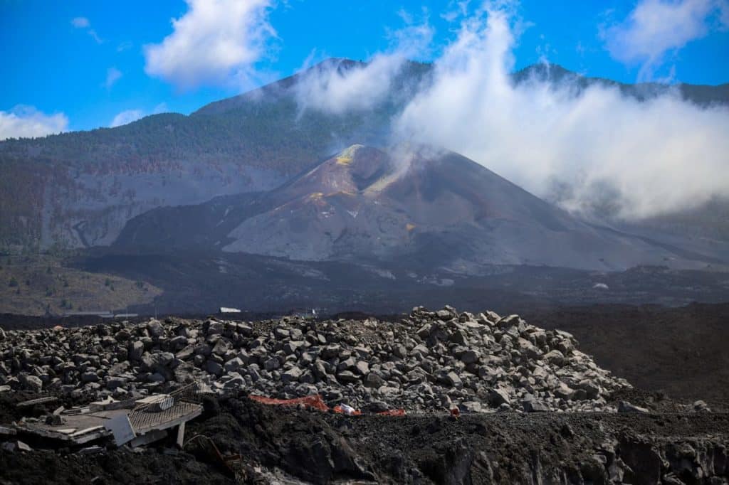 Un estudio explora la estructura interna del volcán de Cumbre Vieja