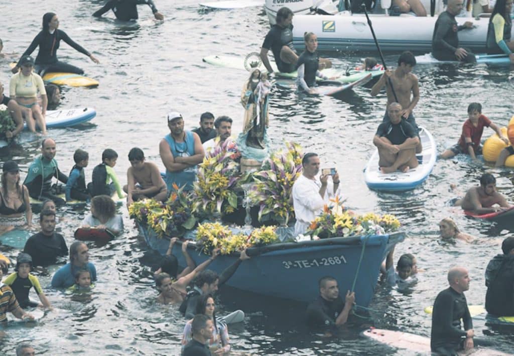 La Punta vive su embarcación de la virgen del Carmen mañana