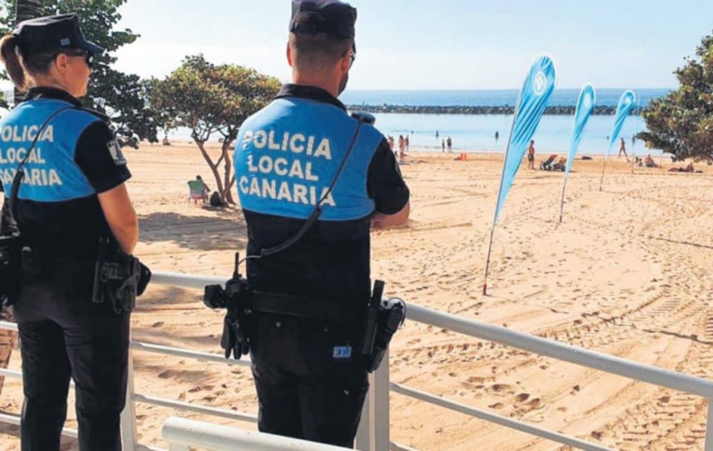 Los sindicatos de la Policía Local de Santa Cruz denuncian la supresión del refuerzo de verano