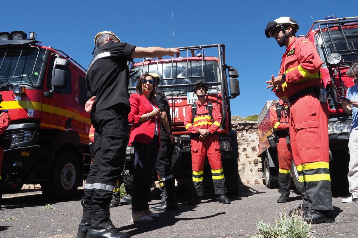 Una piscina portátil impidió que las instalaciones científicas de Izaña fueran devoradas por el fuego