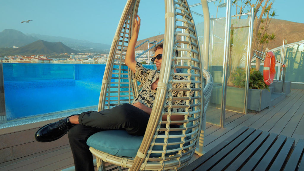 Arona Gran Hotel, escenario del último videoclip de David González
