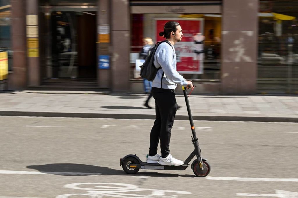 Primera ciudad europea que prohíbe los patinetes de alquiler