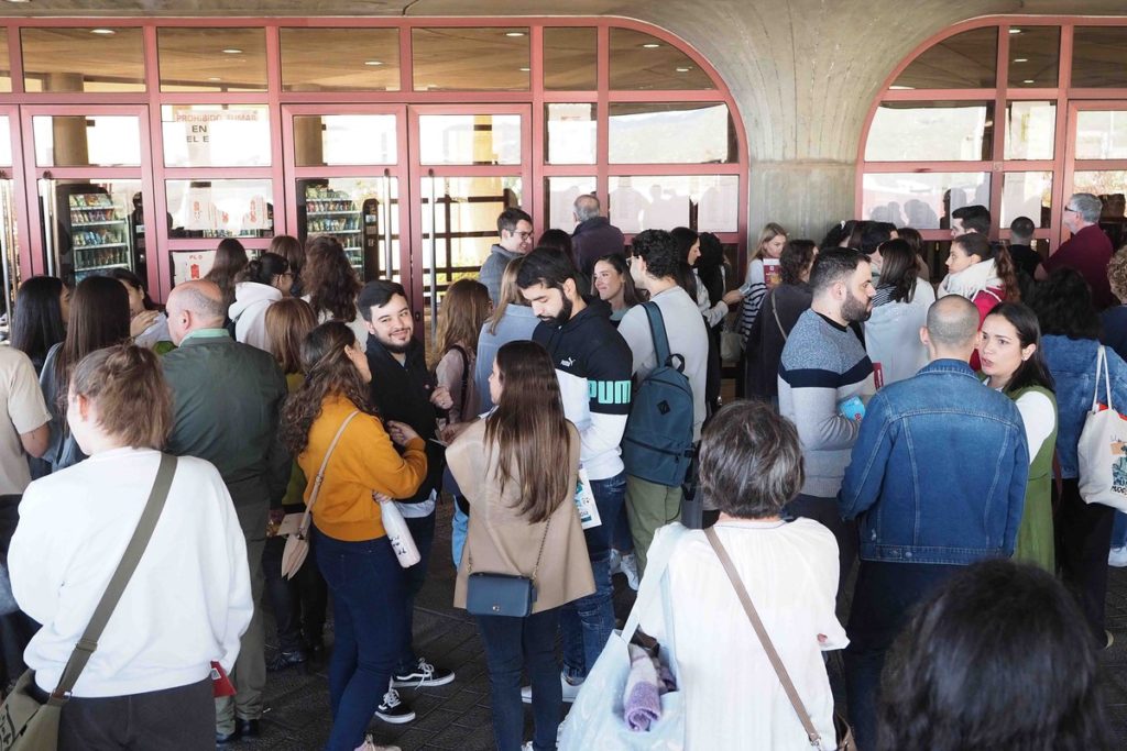 Más de 1.150 canarios aspiran en oposiciones de plazas de residentes