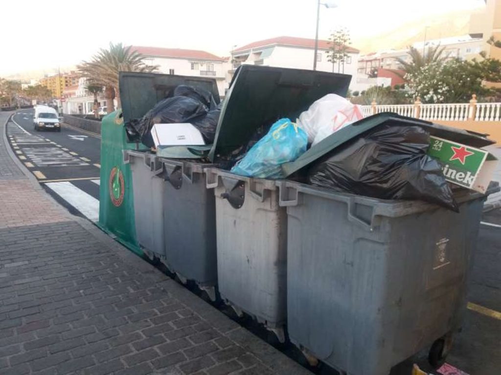 Basura sin recoger el pasado fin de semana en el municipio de Candelaria.