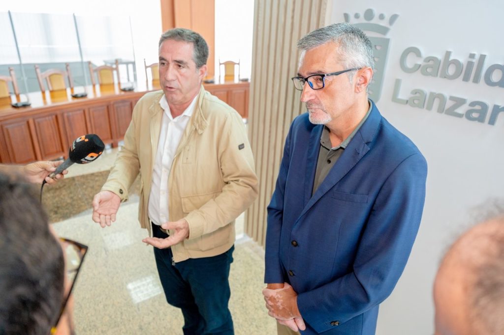 Marci Acuña y Francisco Candil.