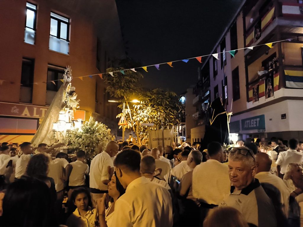 Muere un vecino del Puerto de la Cruz poco antes de la procesión del Carmen