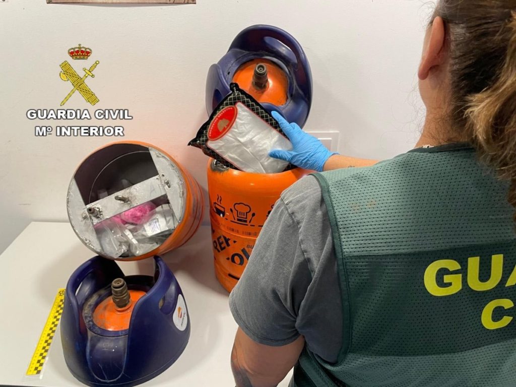 Detienen a un pasajero en un ferry Huelva-Canarias con más de 3.000 pastillas de éxtasis