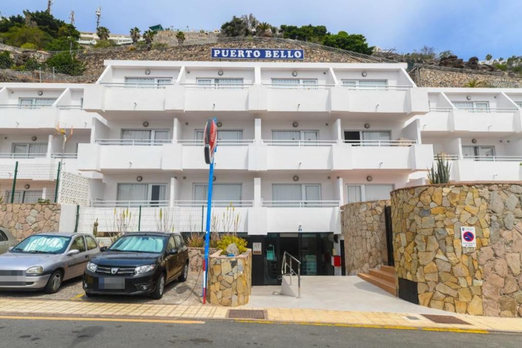 Rebajan la condena al joven que instigó un motín en un centro de menores en Canarias