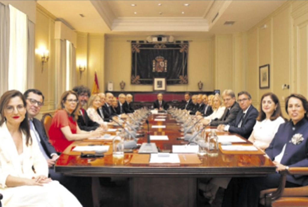 Foto de familia del CGPJ tras su última remodelación, acaecida el año pasado. Europa Press