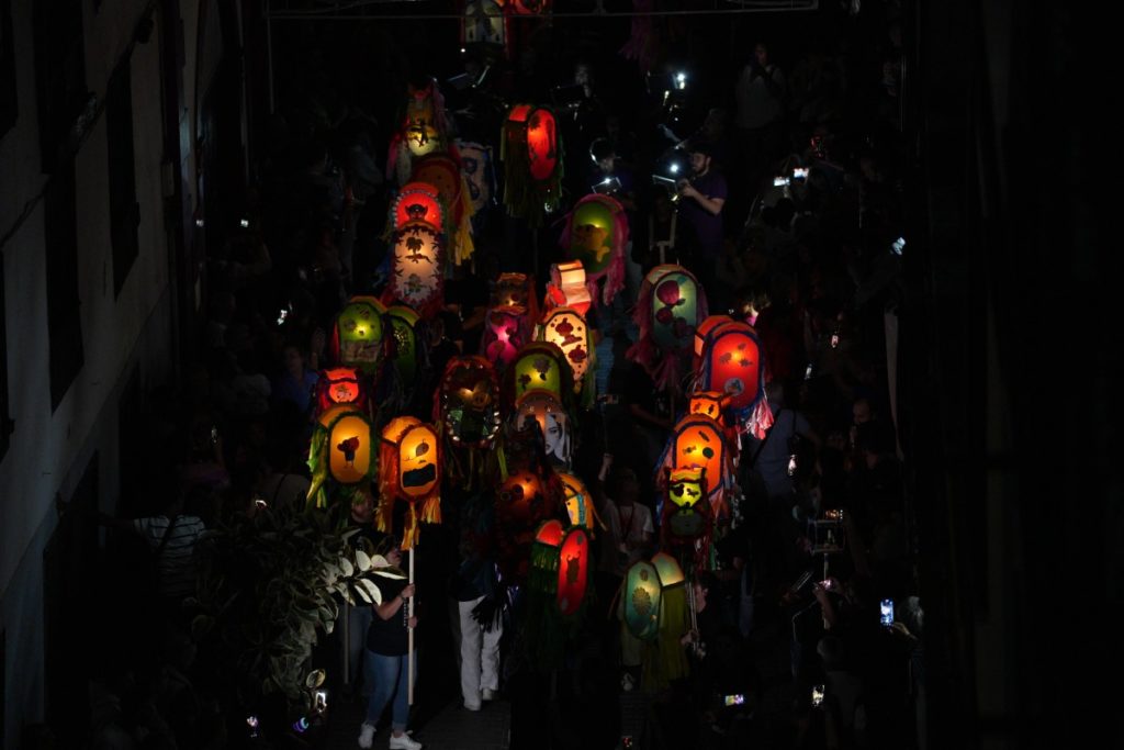 La Pandorga ‘enciende’ la noche de Santa Cruz de La Palma en el lunes de la Semana Grande de la Bajada de la Virgen