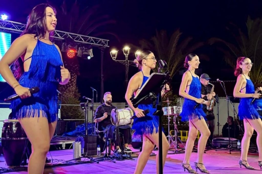 Una orquesta de Tenerife “arrasa” en TikTok con su ‘Noche de copas'