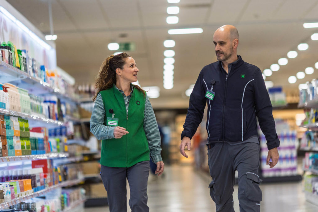 Mercadona anuncia una semana más de vacaciones para sus trabajadores y una paga extra