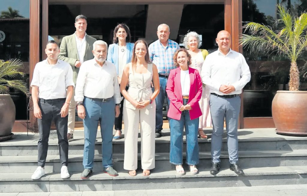 Por primera vez, PSOE, CC y PP empatarán a alcaldías en el sur de Tenerife