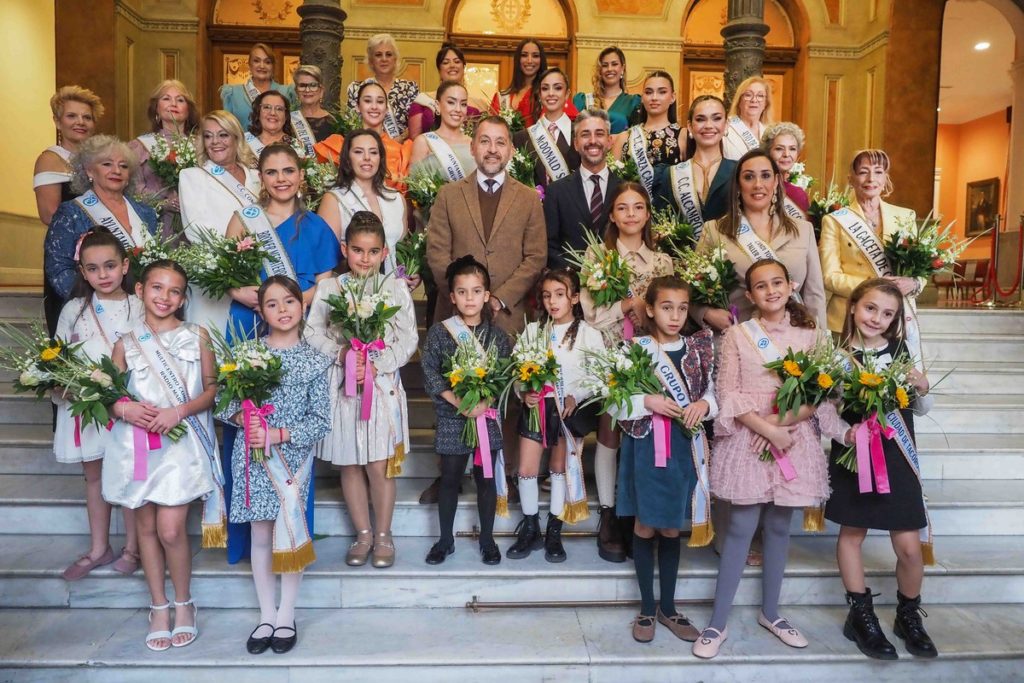 Santa Cruz de Tenerife recibe a las 32 candidatas a reinas del Carnaval 2026