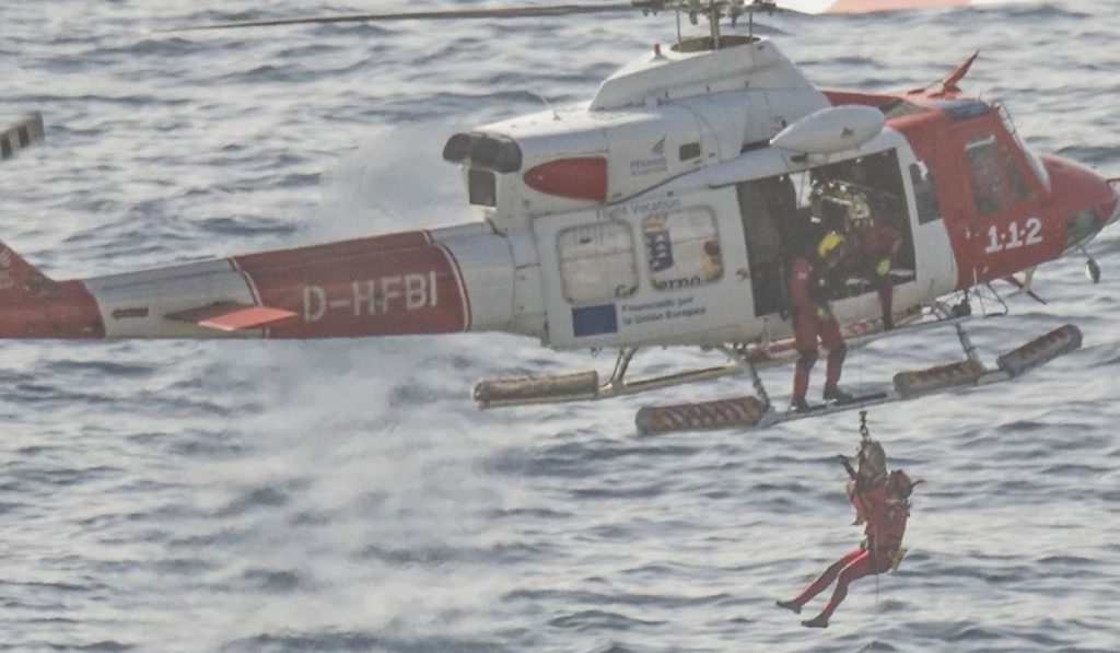 Vuelve a rozar la tragedia en Santiago del Teide: un padre y su hija de 8 a&ntilde;os, arrastrados por una fuerte ola a mar abierto