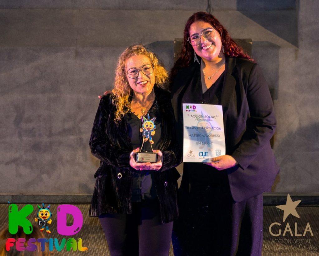 Bolina Teatro de Títeres recibe un premio por su canal ‘Bambloo TV’