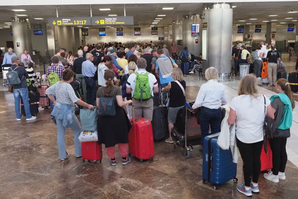 Si viajas a Reino Unido desde Canarias, atento: llevar estos alimentos puede costarte hasta 5.000 euros