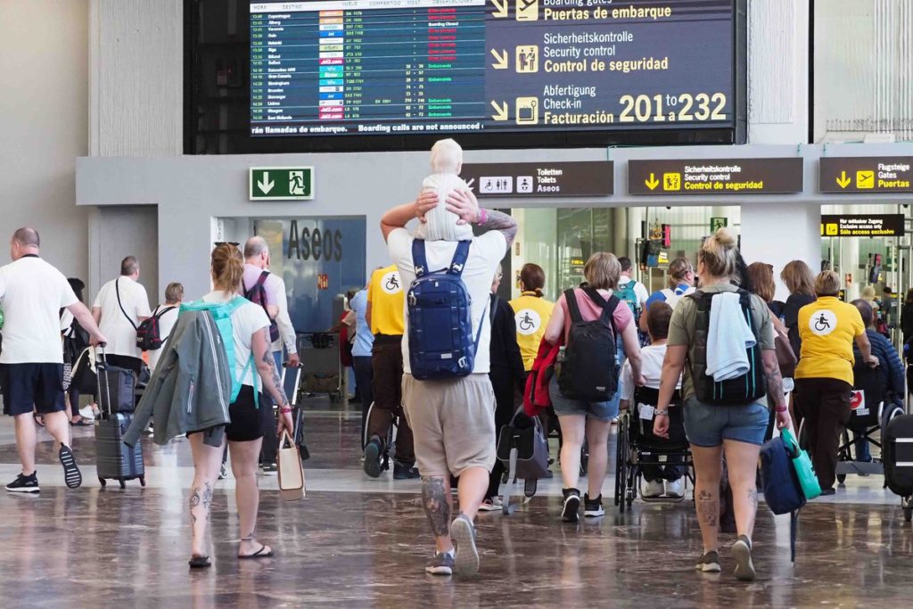 Exteriores avisa a los españoles que viajen a Vietnam. | DA