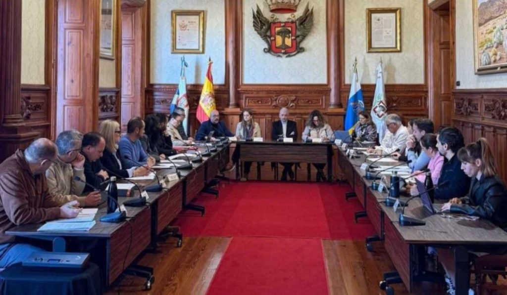 La Orotava aprueba un presupuesto de 68 millones con el apoyo del PP y la fractura de la oposición