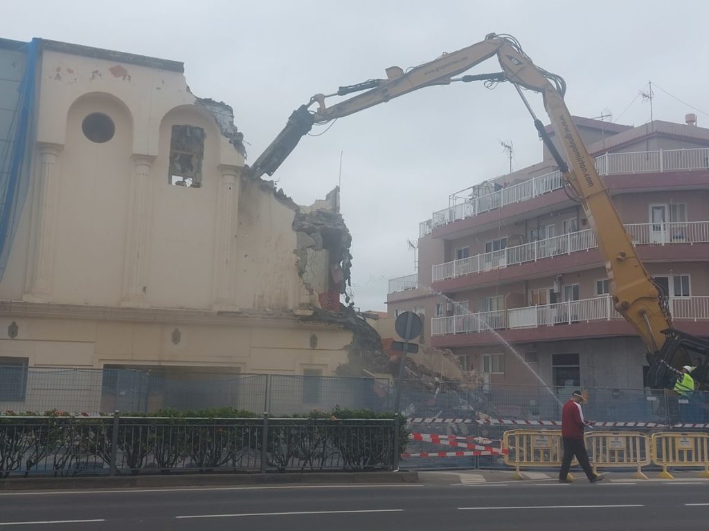 Demolition of Historic Santa Úrsula Cinema Begins to Make Way for New Auditorium
